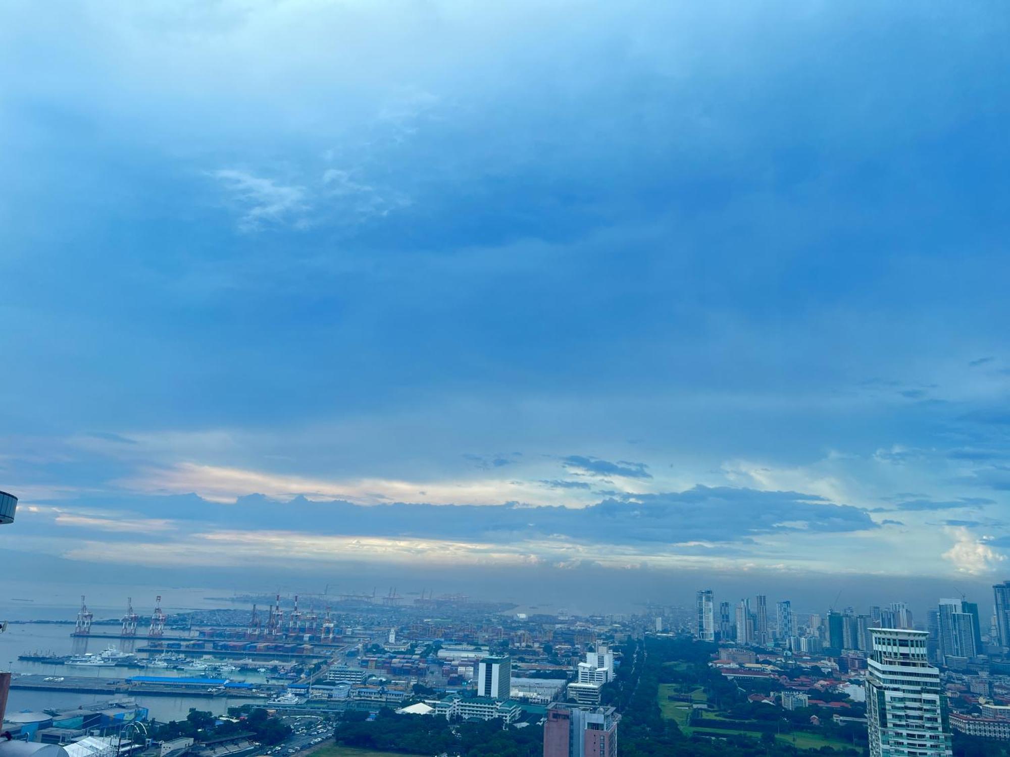 Dreamy Sunset Bay Aparthotel Manila Exterior photo